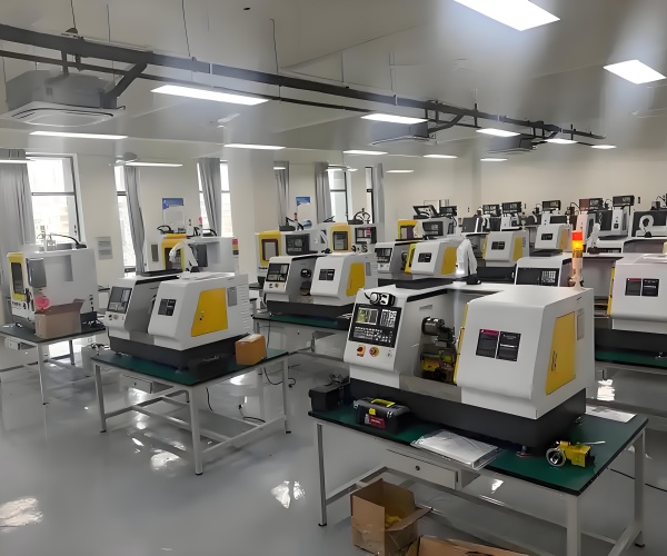 五轴数控加工中心
